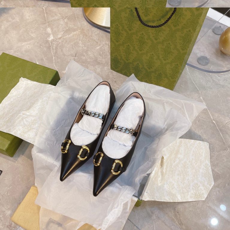 AAAA Replica Gucci Women Pointed Toe Flat Casual Retro Loafers