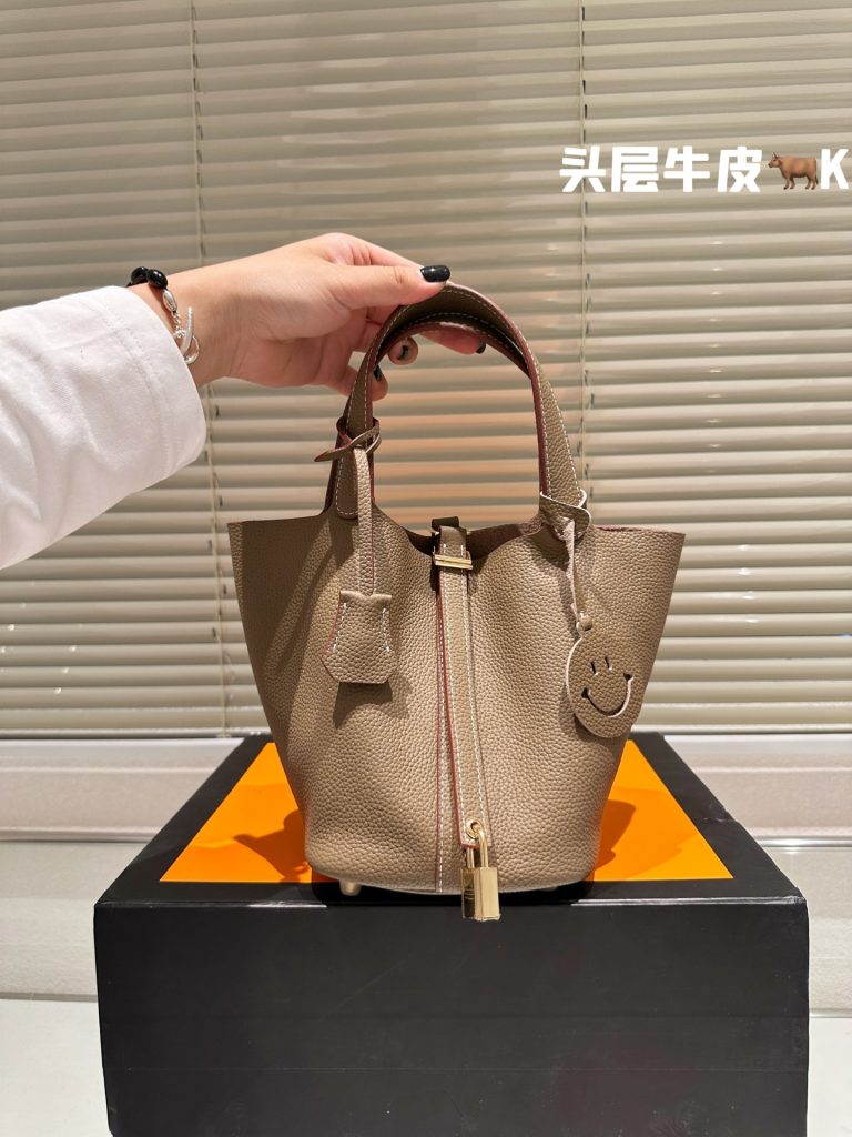 FashionReps Bags 04YAA1089
