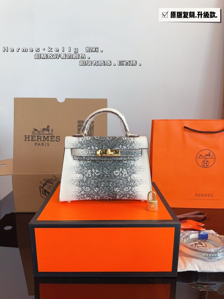 FashionReps Bags 04YAA1111