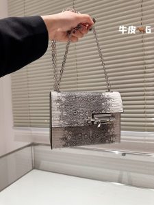 FashionReps Bags 04YAA1538