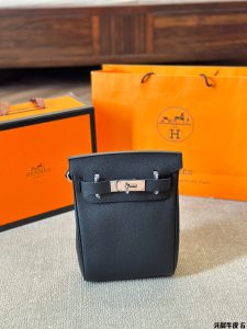 FashionReps Bags 04YAA1651