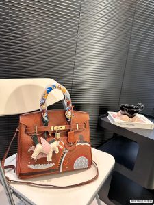 FashionReps Bags 04YAA1842