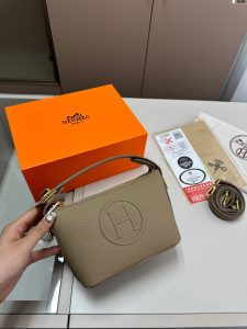 FashionReps Bags 04YAA304