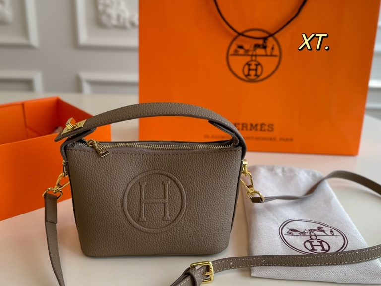 FashionReps Bags 04YAA420