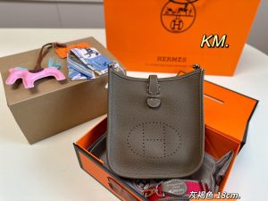 FashionReps Bags 04YAA530