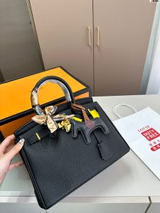 FashionReps Bags 04YAA550