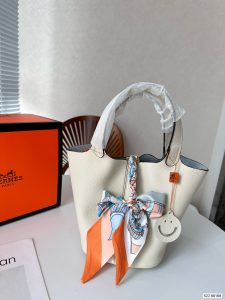 FashionReps Bags 04YAA682