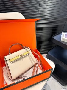 FashionReps Bags 04YAA707