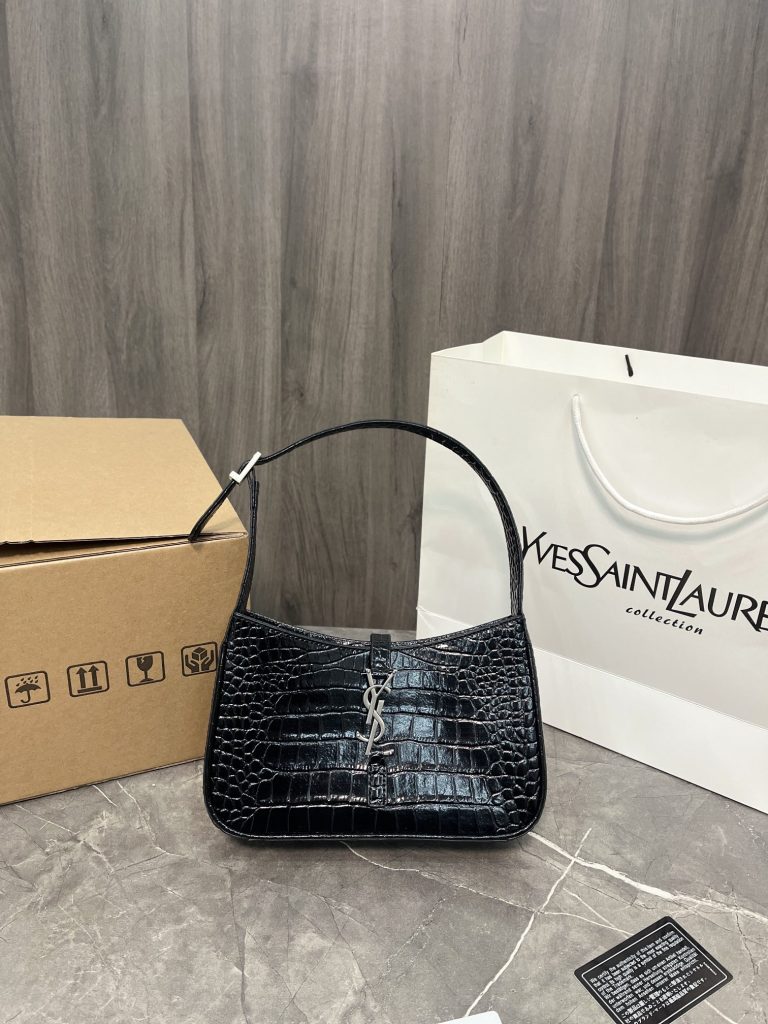FashionReps Bags 05YAA1637