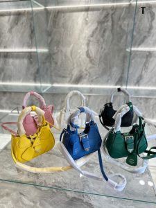 FashionReps Bags 05YAA17205