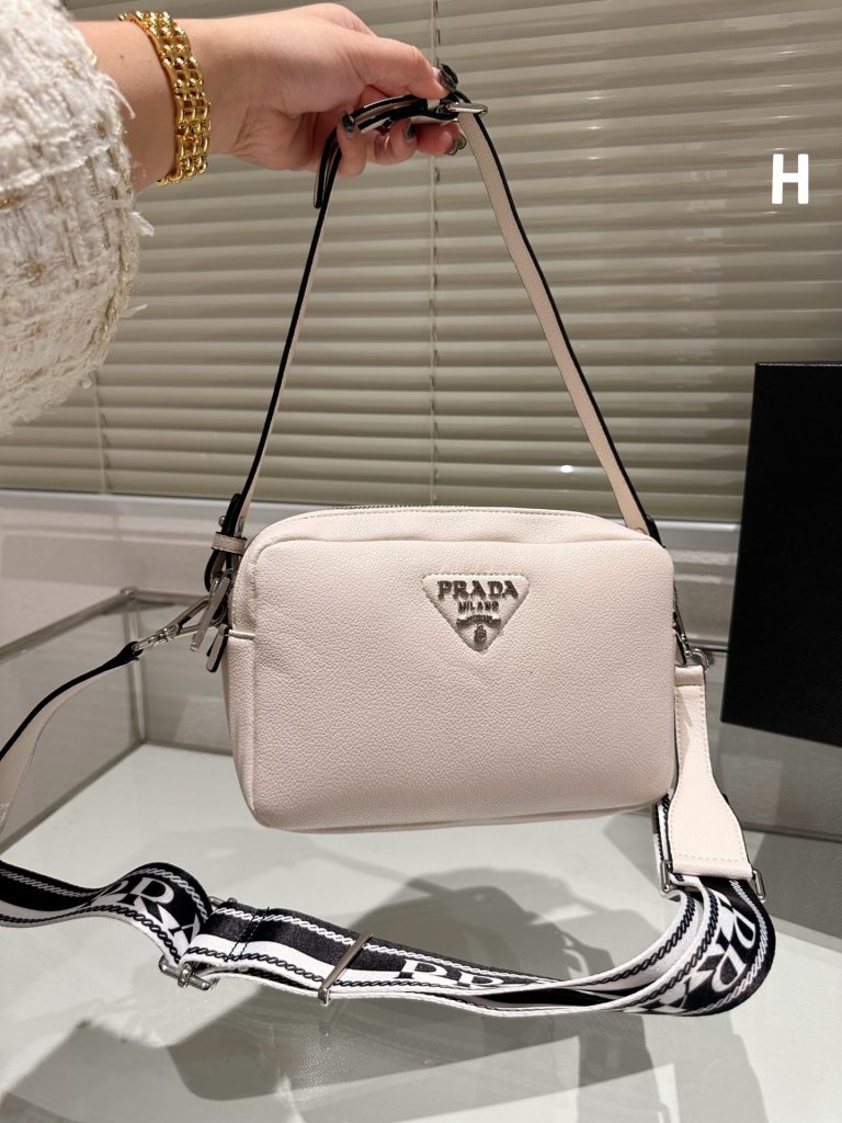 FashionReps Bags 05YAA17472
