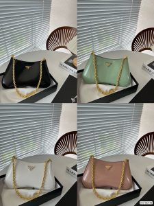 FashionReps Bags 05YAA17723 Prada Bag
