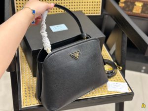 FashionReps Bags 05YAA17724 Prada Bag