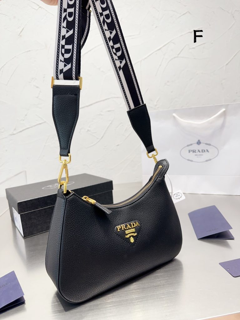 FashionReps Bags 05YAA17726 Prada Bag
