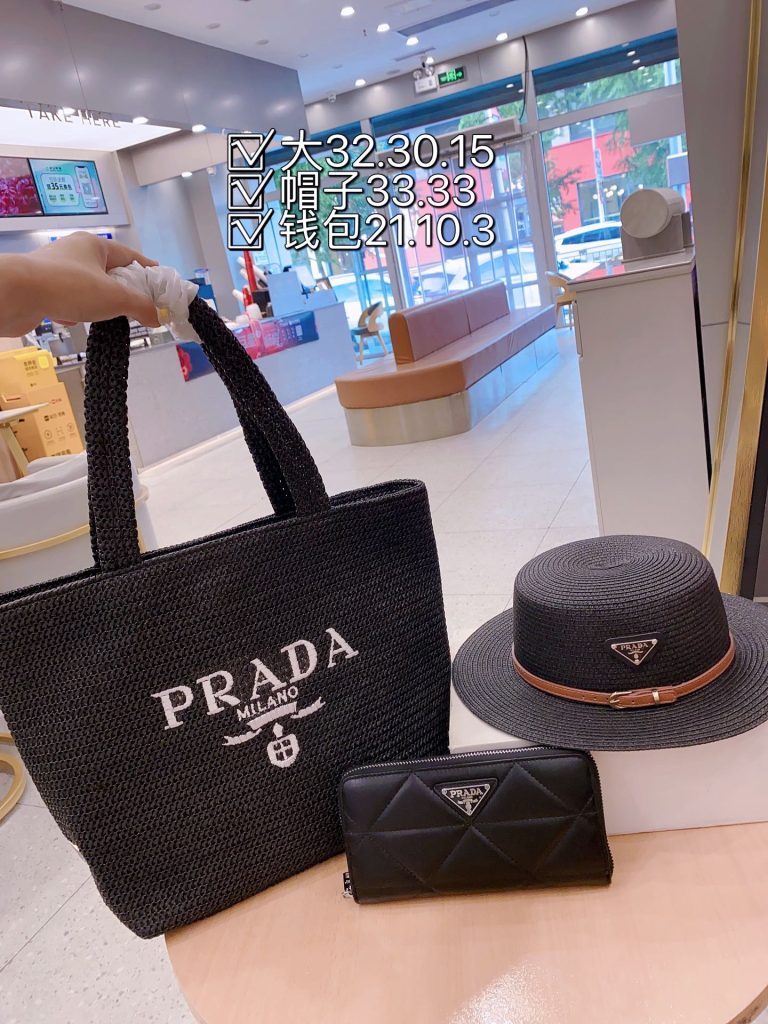FashionReps Bags 05YAA17728 Prada Bag