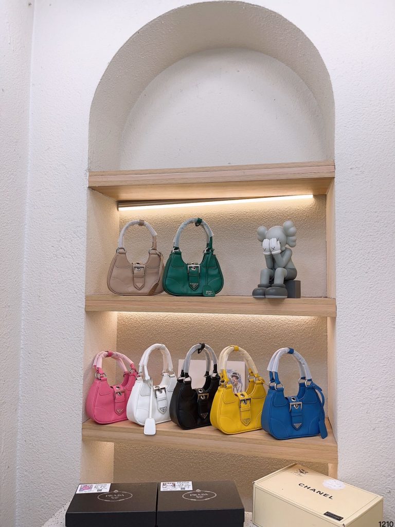 FashionReps Bags 05YAA17739 Prada Bag