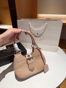 FashionReps Bags 05YAA17762 Prada Bag