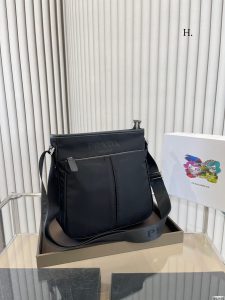 FashionReps Bags 05YAA17767 Prada Bag