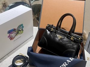 FashionReps Bags 05YAA17988