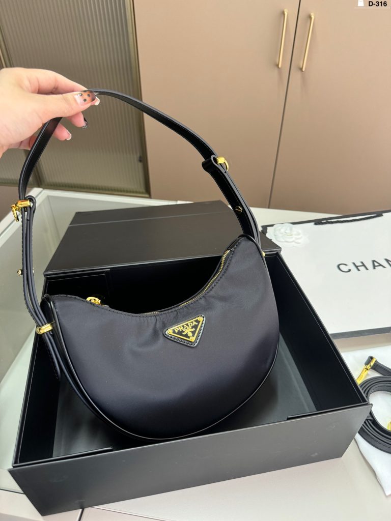 FashionReps Bags 05YAA18511