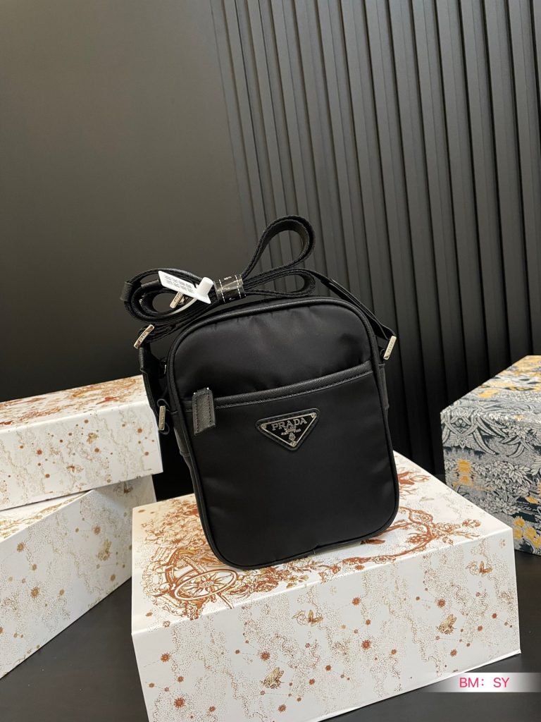 FashionReps Bags 05YAA18817