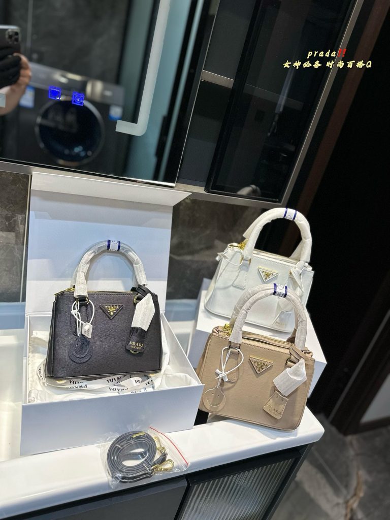 FashionReps Bags 05YAA18921