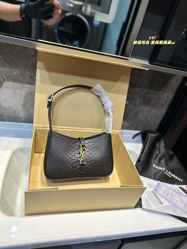 FashionReps Bags 05YAA209