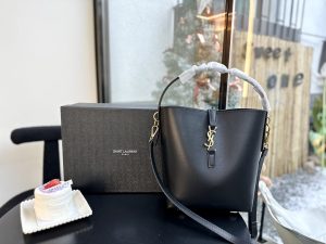 FashionReps Bags 05YAA2177