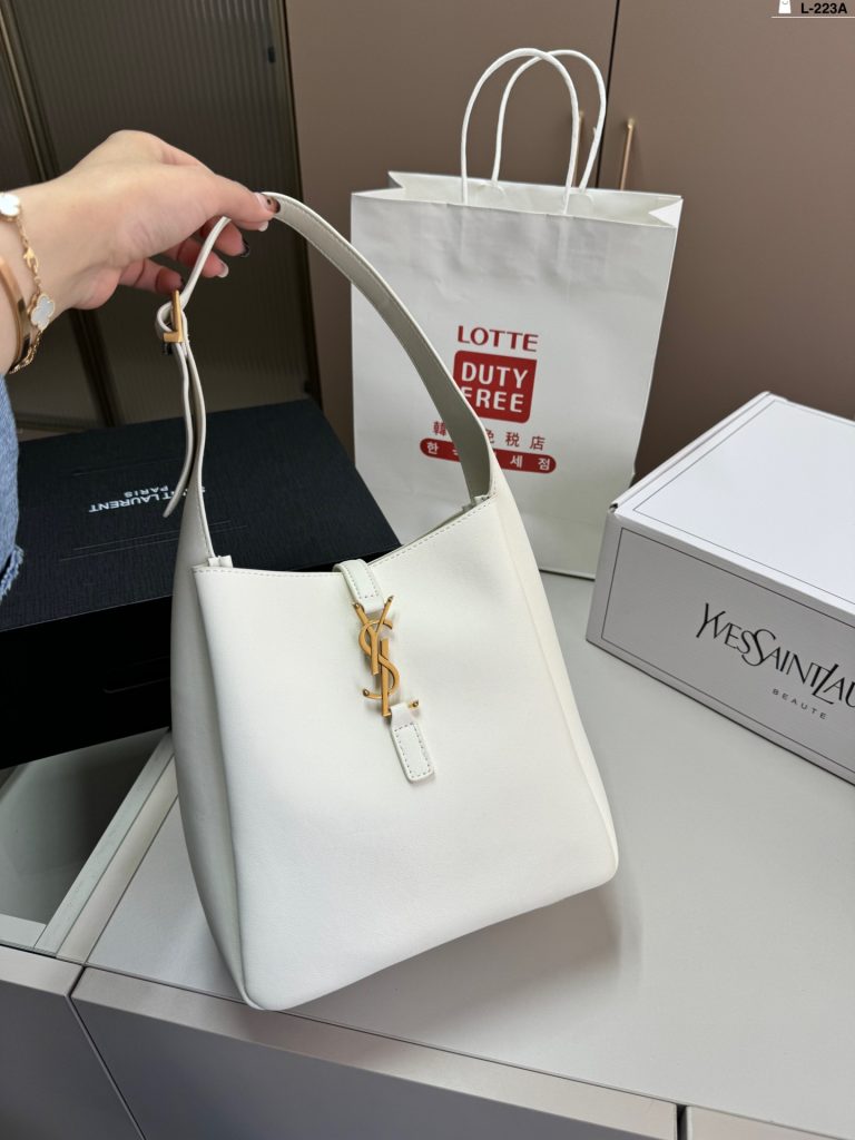 FashionReps Bags 05YAA2467