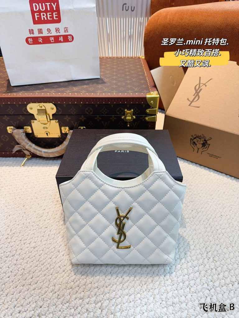FashionReps Bags 05YAA327