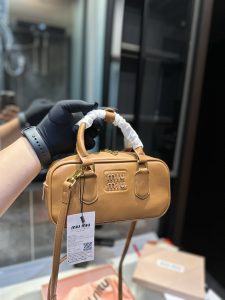 FashionReps Bags 06YAA16113