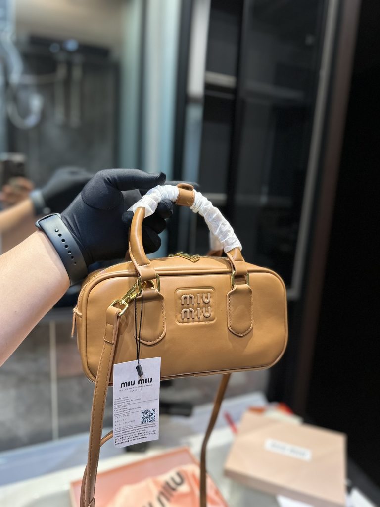 FashionReps Bags 06YAA16113