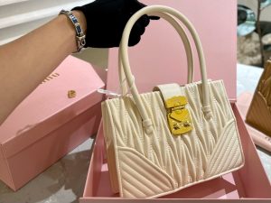 FashionReps Bags 06YAA16147