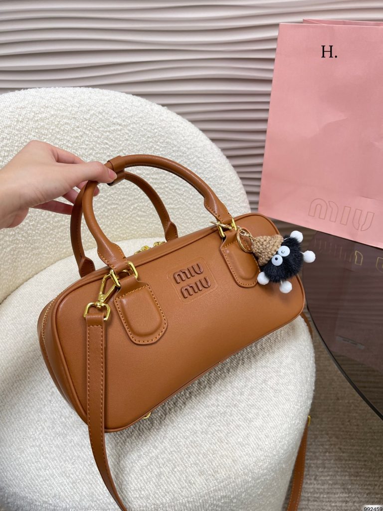 FashionReps Bags 06YAA16304
