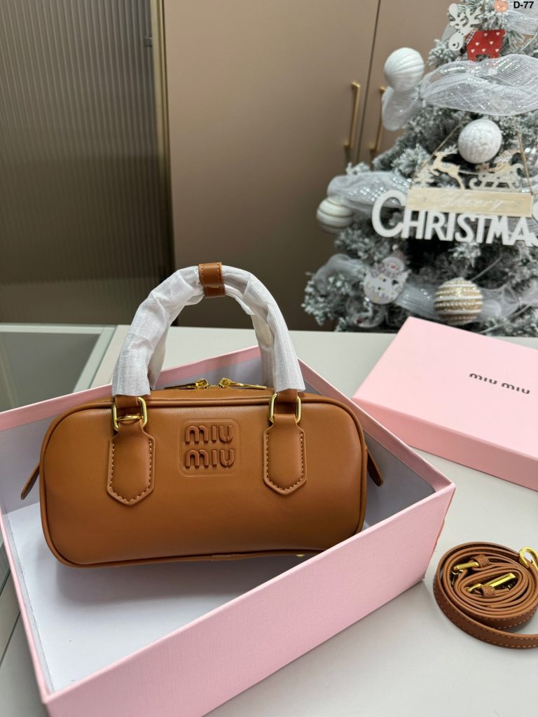 FashionReps Bags 06YAA16396
