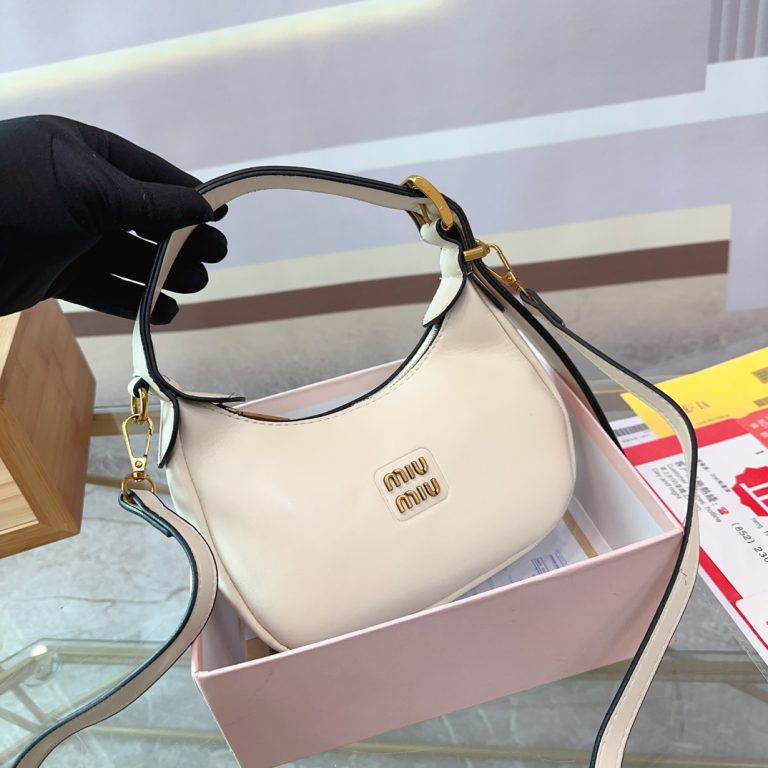 FashionReps Bags 06YAA16419
