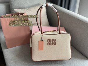 FashionReps Bags 06YAA16611