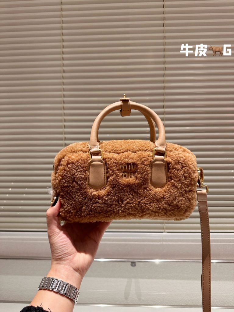 FashionReps Bags 06YAA16784