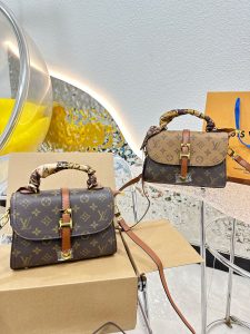 FashionReps Bags 07YAA10184