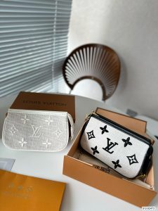 FashionReps Bags 07YAA10214