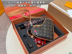 FashionReps Bags 07YAA12070